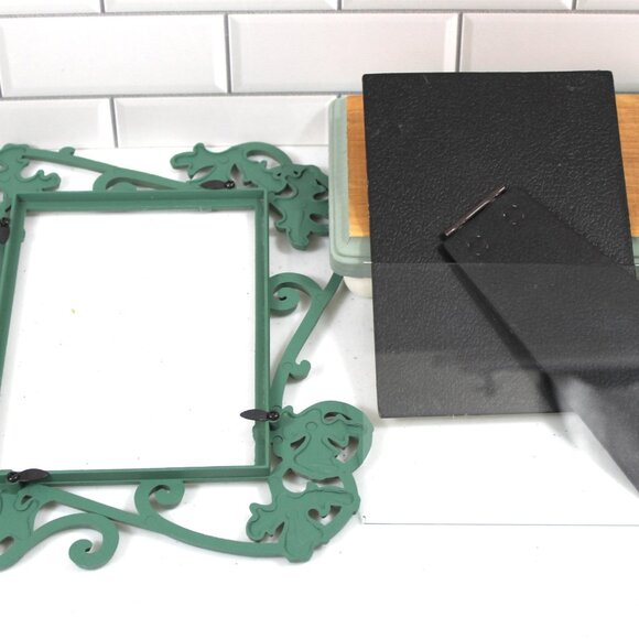 Vintage Elsa L Inc Metal Picture Photo Frame Sea Green Leaves Vines Flourishes - Picture 7 of 11